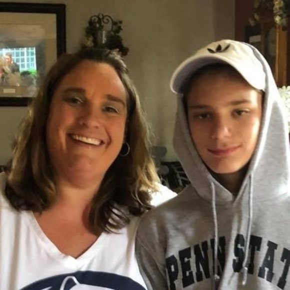 Meet your Posher, Stacie - Picture 1 of 1